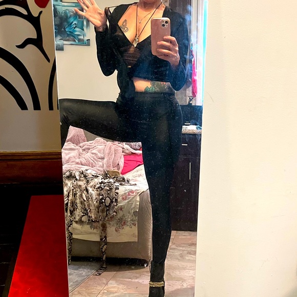 Not available - Picture 2 of 3